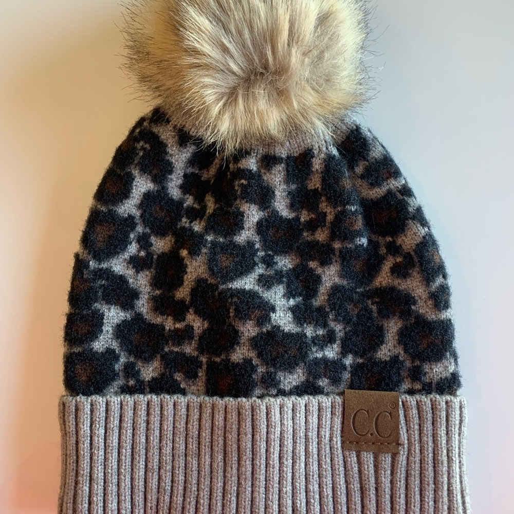 CC leopard stocking cap/beanie